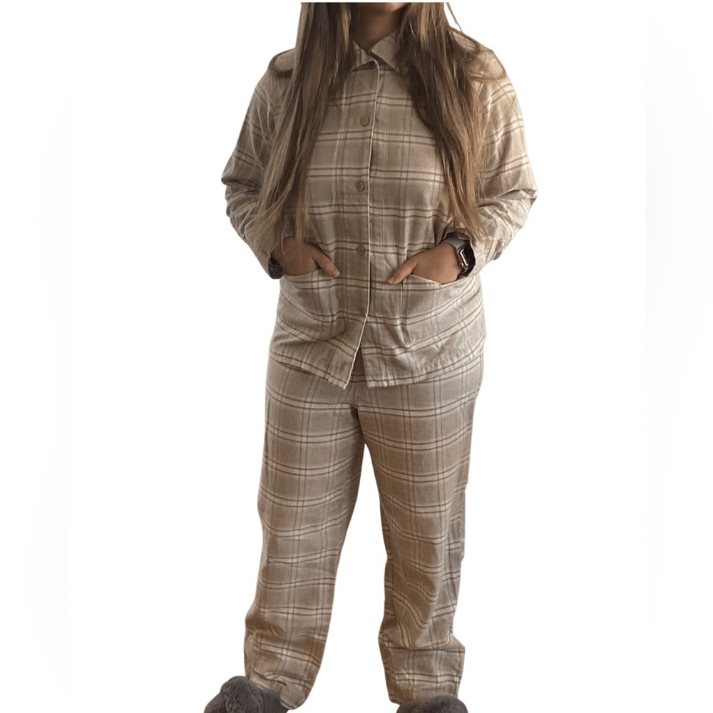 Plaid Comfy Pajama Set Size Medium